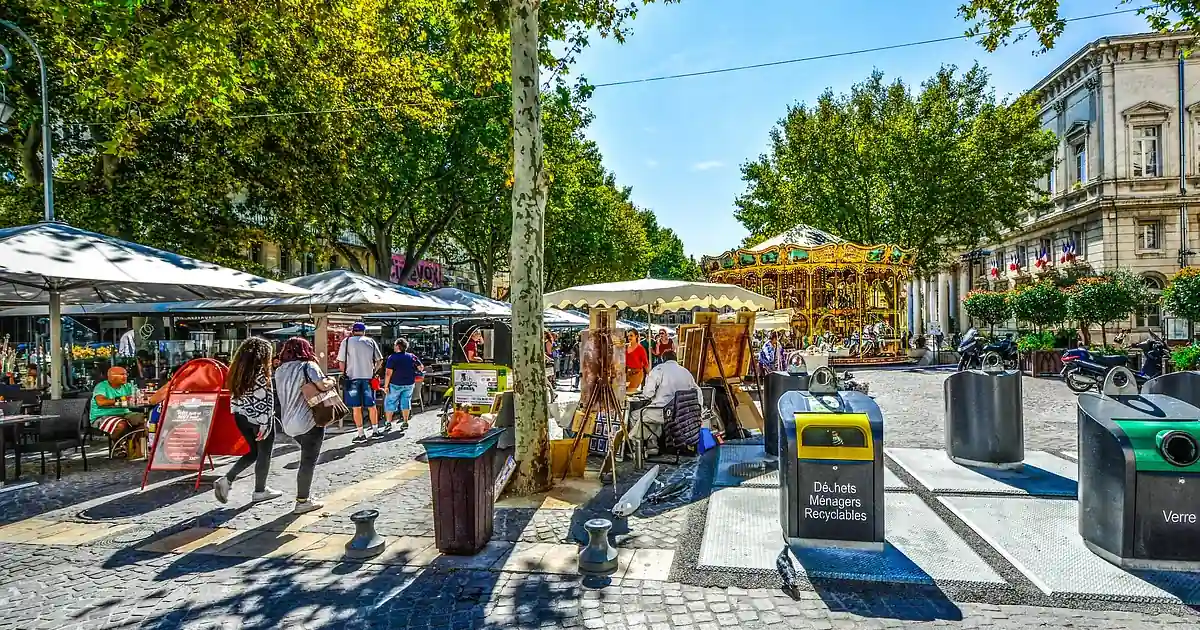 Outdoor market in Provence, France